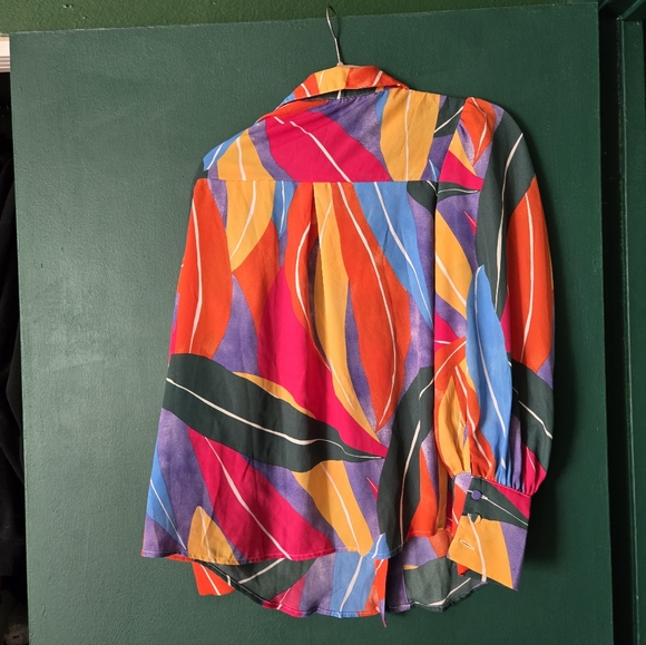 Colorful Abstract Button-Up Shirt Small - Picture 3 of 3